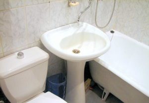 Установка раковины тюльпан в ванной в Архангельске
